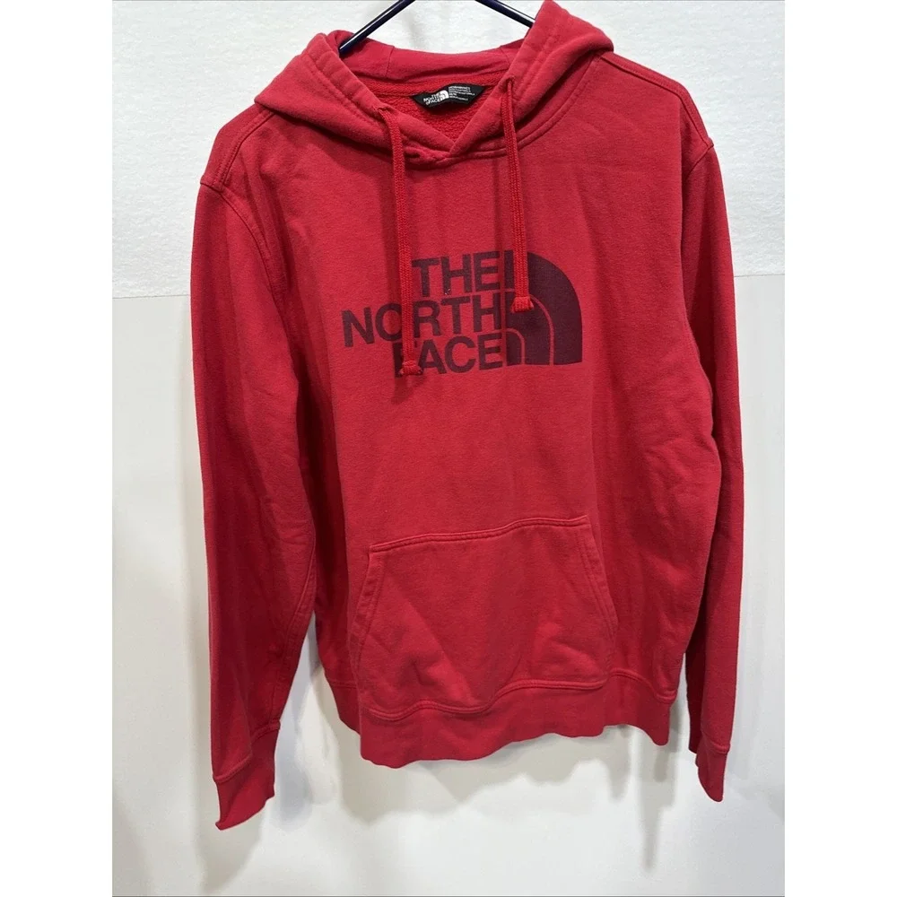 North Face Mens Hoodie size Medium  Fleece Logo Spell Out Pull0ver Red 61661